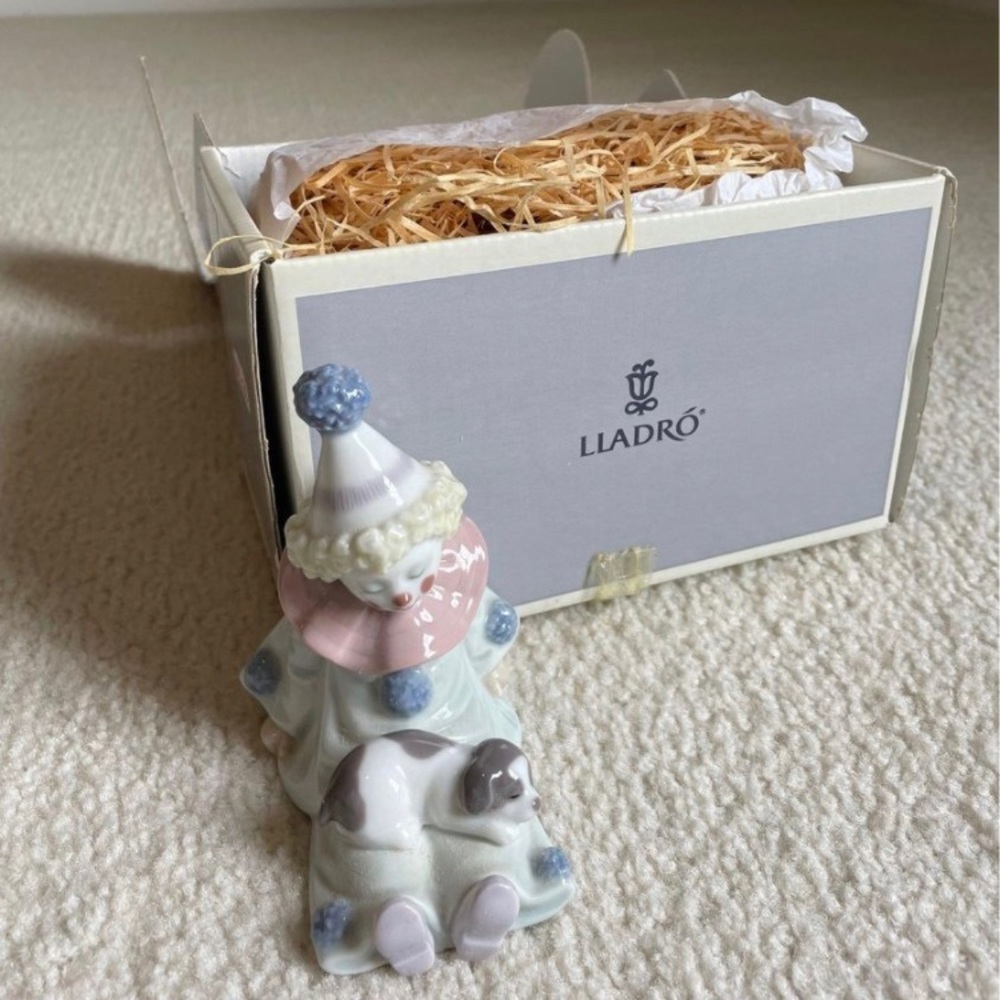 Lladro 05277 Nino Pierot Con Perrito ~Clown With Puppy~ Mint!